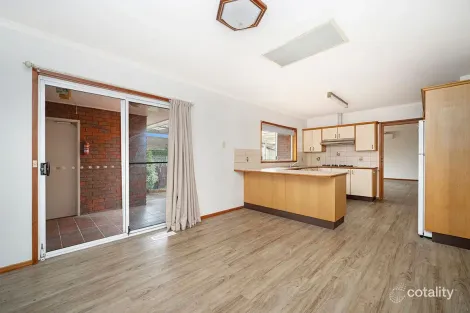 Property photo of 11 Macland Drive Warrnambool VIC 3280