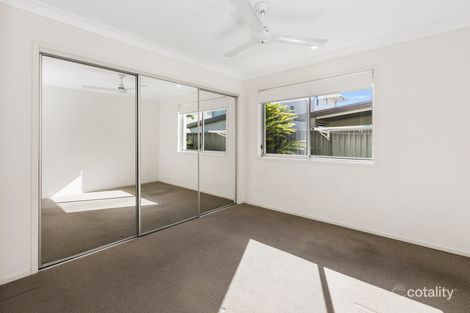 Property photo of 22/3-15 Lennox Circuit Pottsville NSW 2489