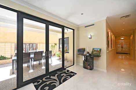 Property photo of 17 Torquay Pass Mindarie WA 6030