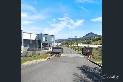 2/10 Sylvester Ave, Unanderra, NSW 2526