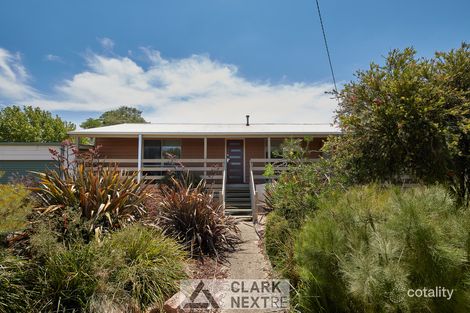 Property photo of 12 Hatfield Drive Drouin VIC 3818