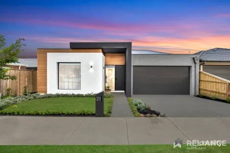 21 Mighty Rd, Sunbury, VIC 3429