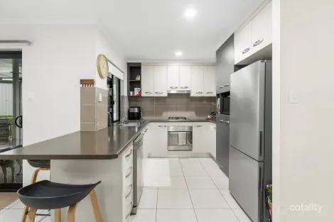 Property photo of 105 Dawson Boulevard Rural View QLD 4740