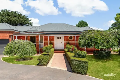 Property photo of 28 Mount Gisborne Road Gisborne VIC 3437