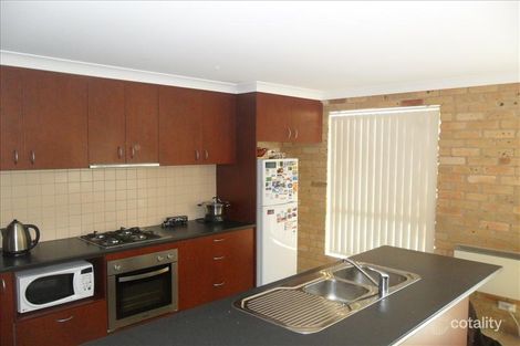 Property photo of 2/10 Ford Street Queanbeyan East NSW 2620