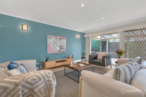 Property photo of 5 Pickering Close Hoppers Crossing VIC 3029