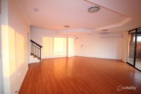 Property photo of 17/2-8 Kitchener Avenue Regents Park NSW 2143