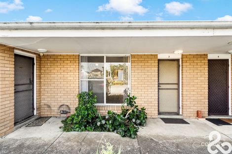 2/70 Purinuan Rd, Reservoir, VIC 3073