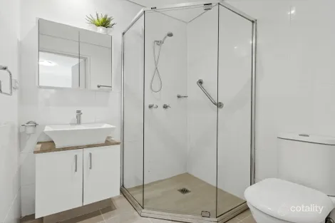 Property photo of 8/39-41 Lagoon Street Narrabeen NSW 2101