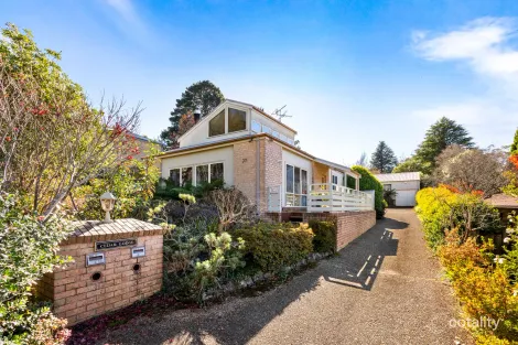Property photo of 37 Cedar Street Katoomba NSW 2780