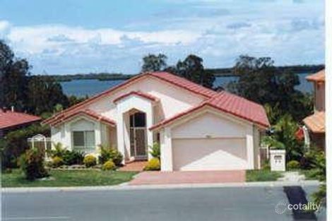 Property photo of 24 Gippsland Drive Helensvale QLD 4212