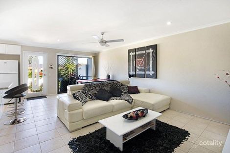 Property photo of 2/26 Gardiners Place Southport QLD 4215
