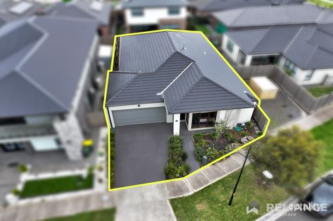 Property photo of 13 Colombard Road Wollert VIC 3750