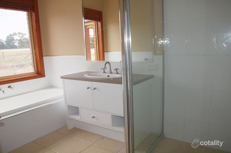 Property photo of 319 Pine Hill Road Narrandera NSW 2700