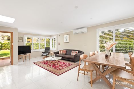Property photo of 15 Ara Crescent Narraweena NSW 2099