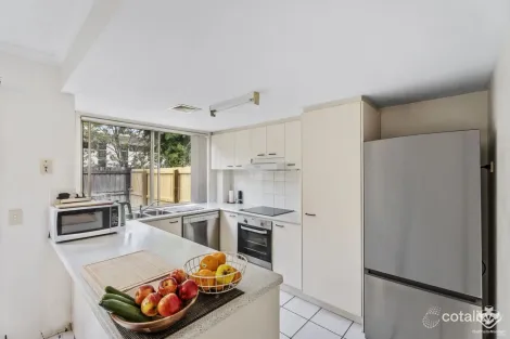 Property photo of 24/643 Pine Ridge Road Biggera Waters QLD 4216