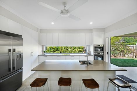 70 Montrose St, Beerwah, QLD 4519
