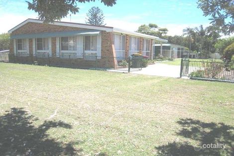 Property photo of 7 Straight Street Hat Head NSW 2440