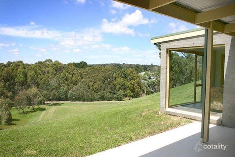 Property photo of 2 Samuel Court Woodend VIC 3442