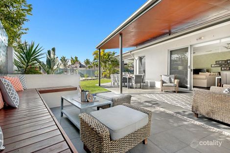 Property photo of 3 Osmium Lane Hope Island QLD 4212