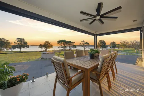 2B PALEY CRES, BELMONT SOUTH, NSW 2280