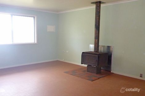 Property photo of 2 Young Place Nulsen WA 6450