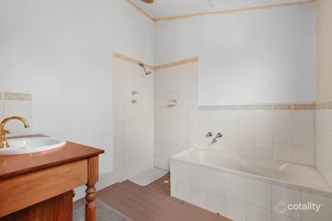 Property photo of 50 Charles Terrace Wallaroo SA 5556
