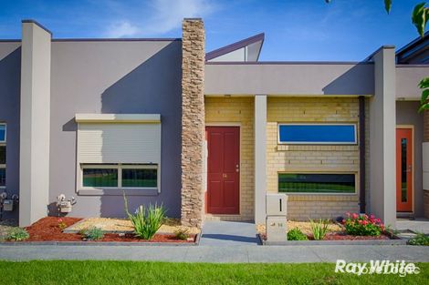 Property photo of 14 Haakman Way Pakenham VIC 3810