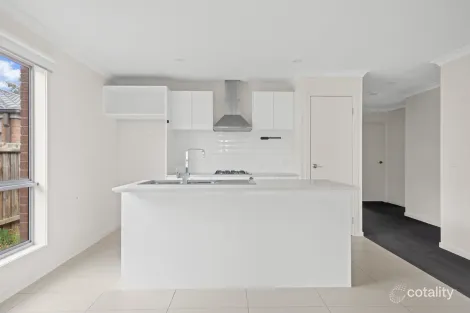 Property photo of 58 Arkins Circuit Tarneit VIC 3029