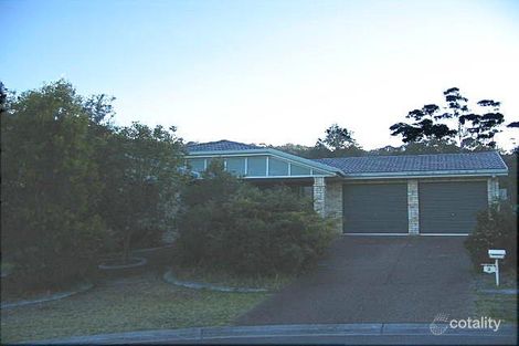 2 Finch Pl, Point Clare, NSW 2250