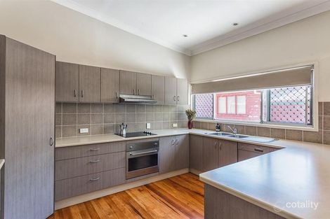 22 Bernarra St, The Gap, QLD 4061
