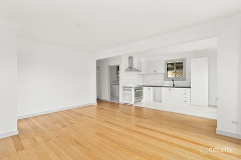 Property photo of 17 Sinclair Crescent Seymour VIC 3660