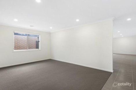 Property photo of 34 Barley Crescent Clyde North VIC 3978