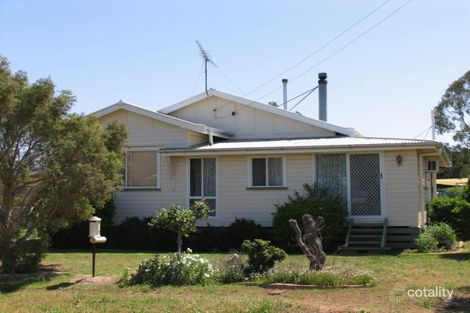 4 Hill St, Pittsworth, QLD 4356
