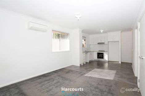 Property photo of 10 Delwyn Close Thomastown VIC 3074