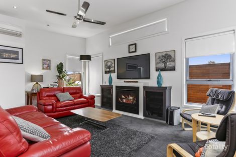 Property photo of 6B Armstrong Court Port Fairy VIC 3284