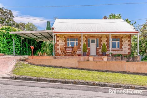 4 Lawson St, Victor Harbor, SA 5211