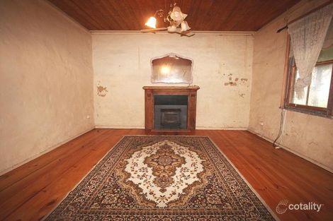 Property photo of 30 Victoria Street Eaglehawk VIC 3556