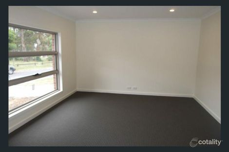 Property photo of 13 Hansford Close Kilsyth VIC 3137