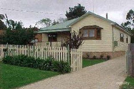 31 Lamartine Ave, Wentworth Falls, NSW 2782