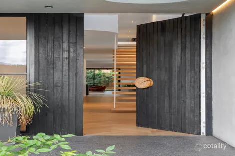 Property photo of 9 Irvine Street Pascoe Vale VIC 3044