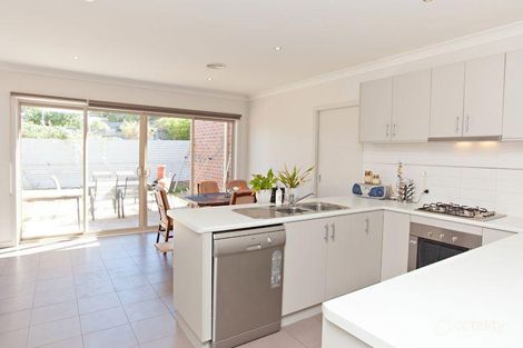 Property photo of 2/508 Havelock Street Black Hill VIC 3350