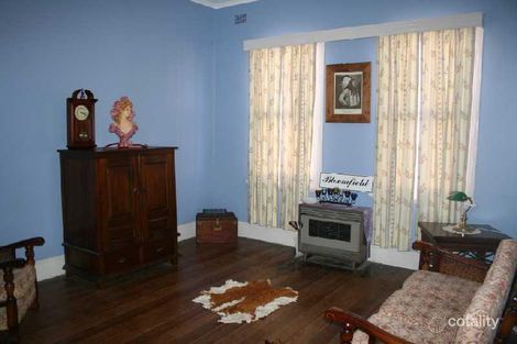 Property photo of 4 First Avenue Rutherford NSW 2320