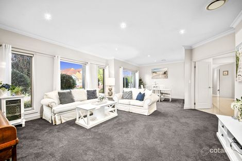 Property photo of 1 Little John Court Werribee VIC 3030