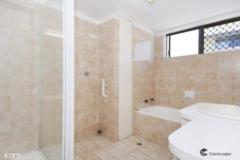 1/8 Baragoola St, Coorparoo, QLD 4151