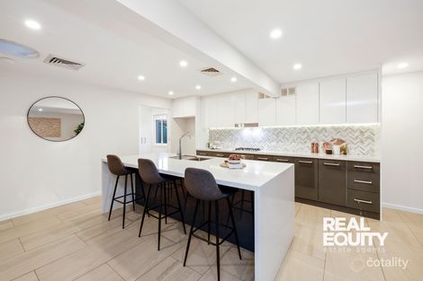 Property photo of 6 Cosford Close Chipping Norton NSW 2170