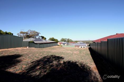 Property photo of 16 McEwen Drive Loxton SA 5333