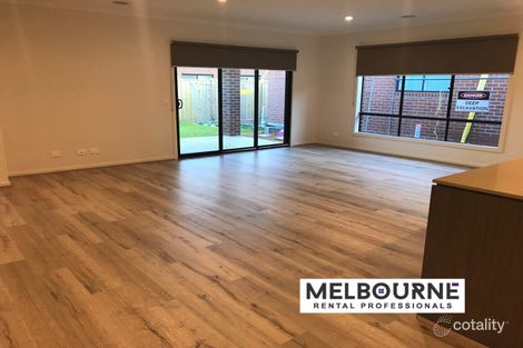 Property photo of 20 Langshan Road Clyde North VIC 3978