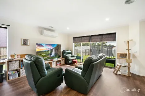 Property photo of 17 Cardinal Drive Eagle Point VIC 3878