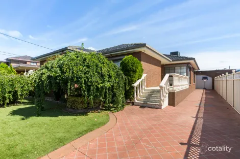 8 Yaralla Cres, Sunshine West, VIC 3020